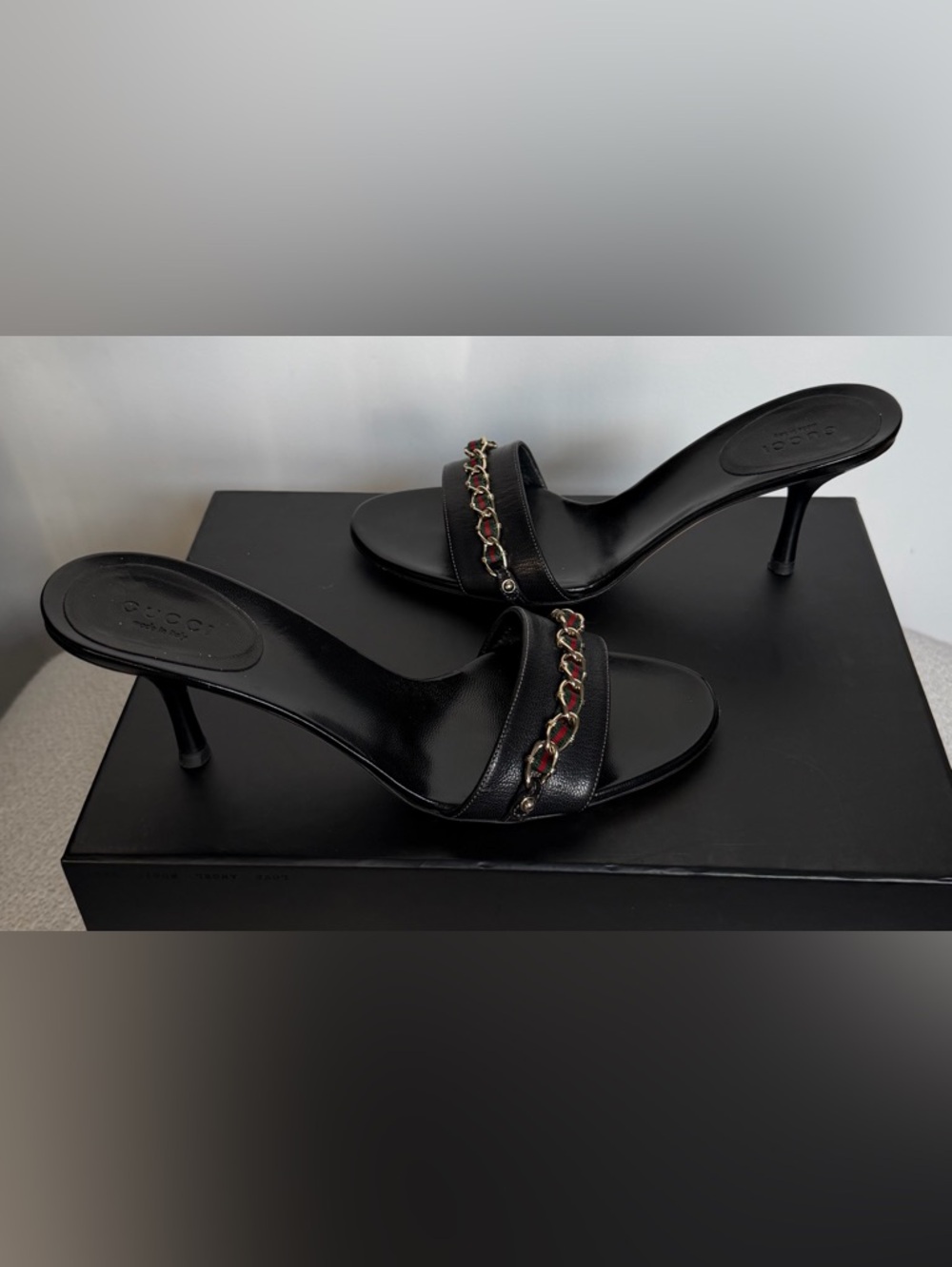 Gucci Black Leather Kitten Heel Sandals with Gold Chain Green and Red Webbing - Picture 3 of 14